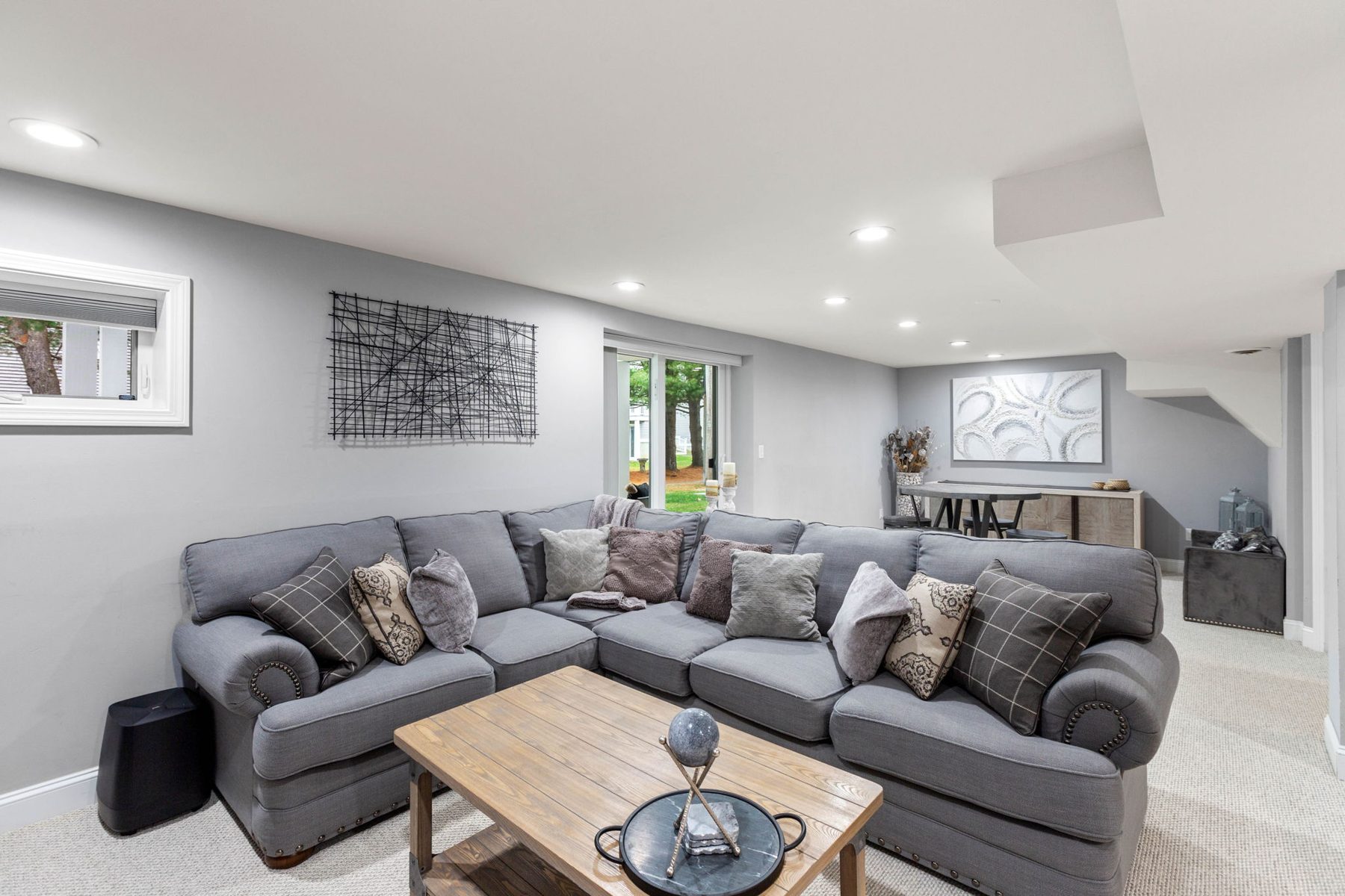 Easton — 75 Foundry St vacant stage, $30k over ask