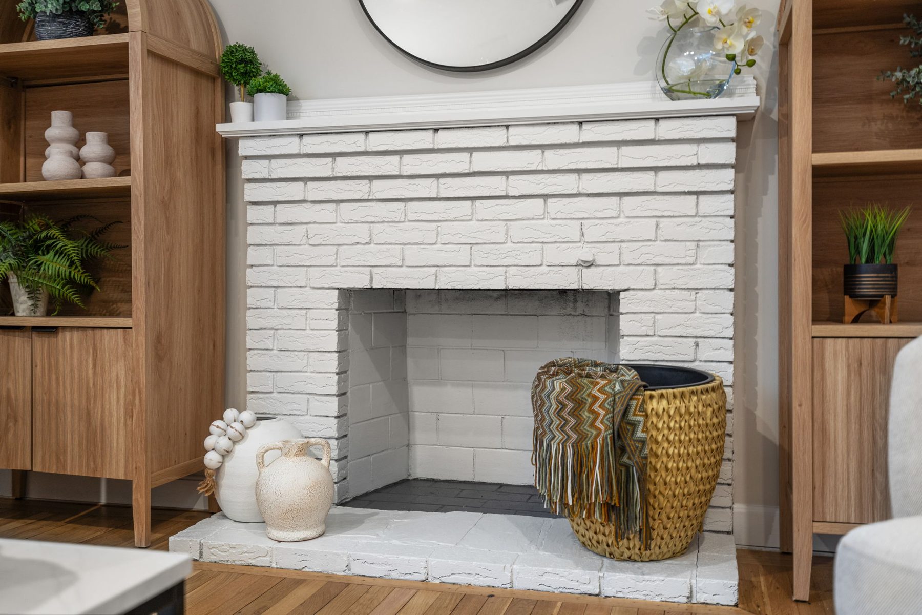 Wilshire fireplace — the detail shot — after