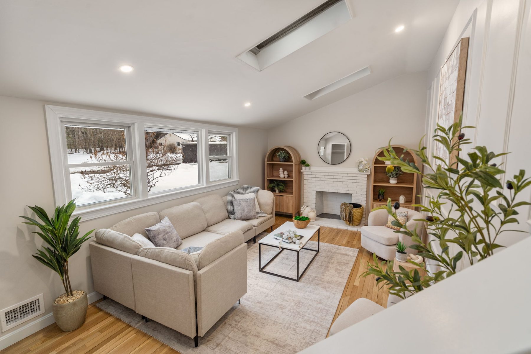 11 Wilshire Dr, Sharon